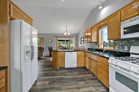 753 103rd Avenue NE Blaine MN 55434