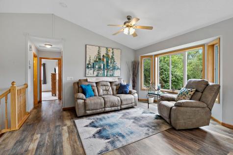 753 103rd Avenue NE Blaine MN 55434