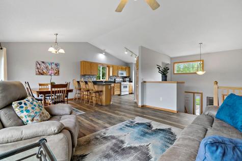 753 103rd Avenue NE Blaine MN 55434