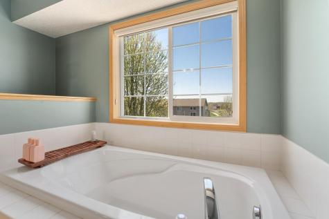 924 Ivy Hills Road Belle Plaine MN 56011