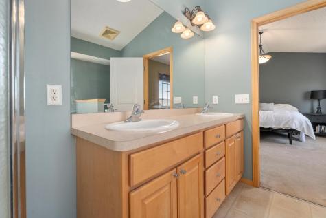 924 Ivy Hills Road Belle Plaine MN 56011