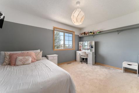 924 Ivy Hills Road Belle Plaine MN 56011