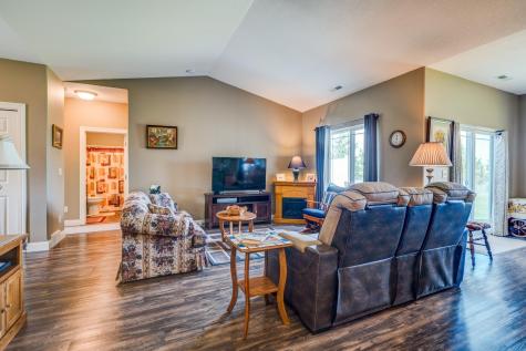 2008 Whiting Road NW Bemidji MN 56601