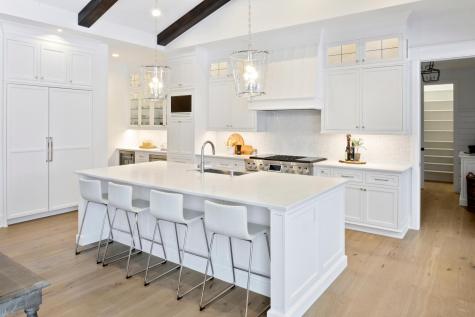 172 Westwood Lane Wayzata MN 55391