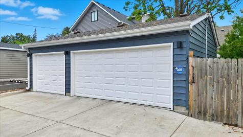 865 19th Avenue SE Minneapolis MN 55414