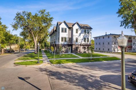 502 8th Street S Fargo ND 58103