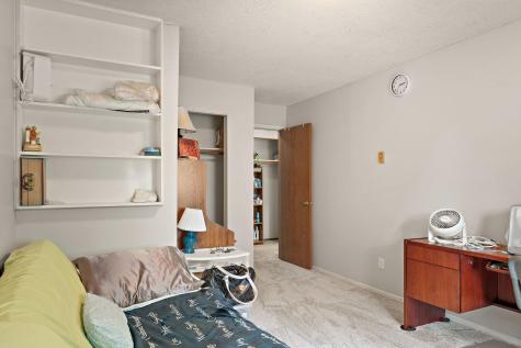 16 E 13th Street Waconia MN 55387