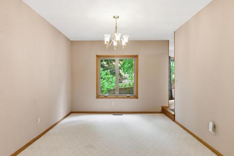 2112 Parkwood Hills Drive NE Rochester MN 55906