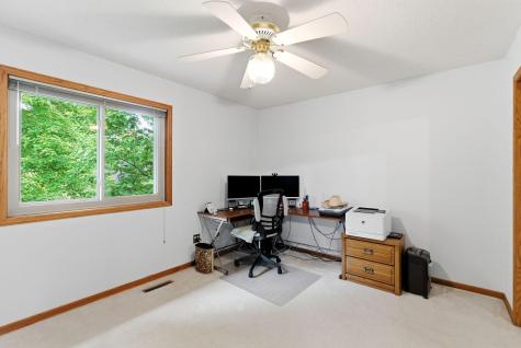 2112 Parkwood Hills Drive NE Rochester MN 55906