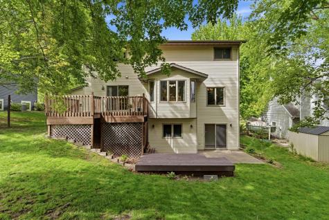 2112 Parkwood Hills Drive NE Rochester MN 55906