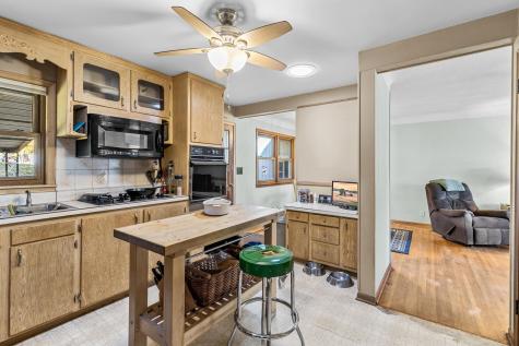 2869 Victoria Street N Roseville MN 55113