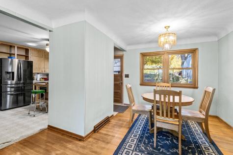 2869 Victoria Street N Roseville MN 55113