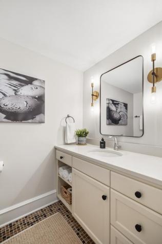 185 W Lake Street Excelsior MN 55331
