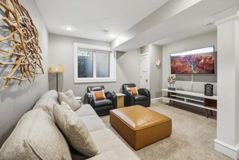 185 W Lake Street Excelsior MN 55331