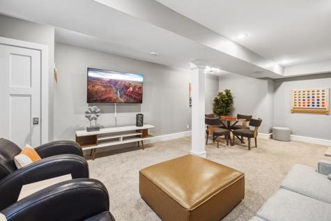 185 W Lake Street Excelsior MN 55331