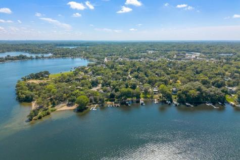 185 W Lake Street Excelsior MN 55331