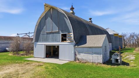 5555 167th Avenue SE Kindred ND 58051