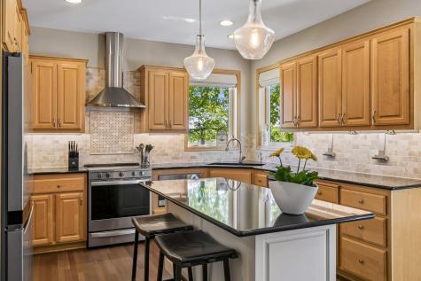 4985 Pine Lane Eagan MN 55123
