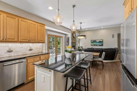 4985 Pine Lane Eagan MN 55123