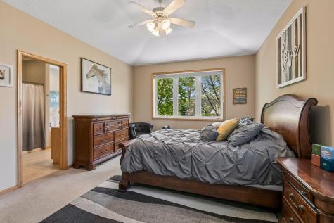 4985 Pine Lane Eagan MN 55123