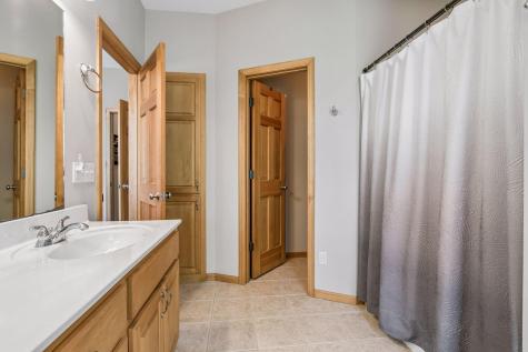 4985 Pine Lane Eagan MN 55123