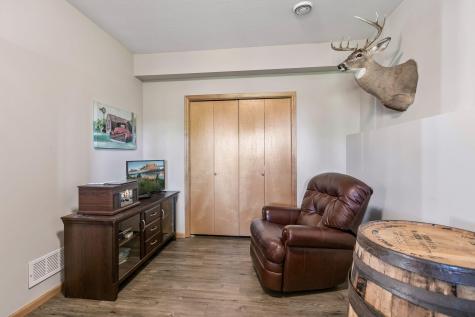 4985 Pine Lane Eagan MN 55123