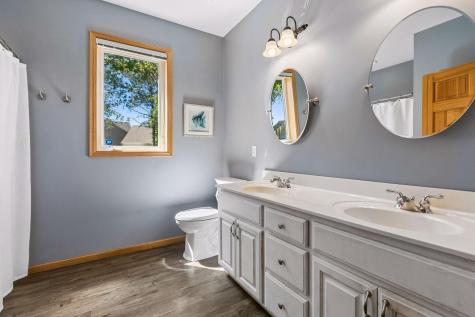 4985 Pine Lane Eagan MN 55123