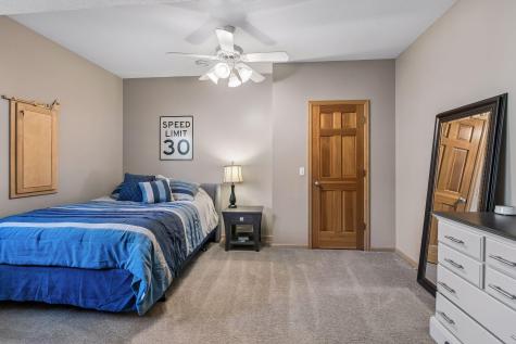4985 Pine Lane Eagan MN 55123