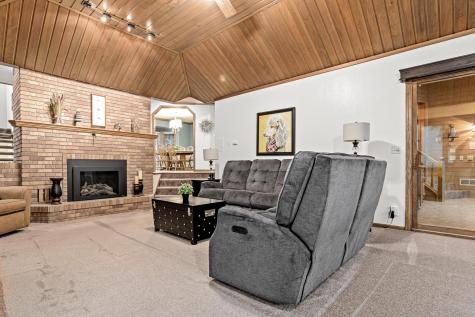 10810 Mississippi Boulevard NW Coon Rapids MN 55433