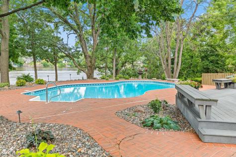 10810 Mississippi Boulevard NW Coon Rapids MN 55433