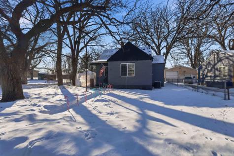 31 12th Avenue NE Saint Cloud MN 56304