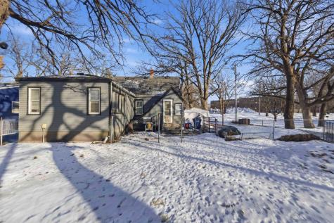 31 12th Avenue NE Saint Cloud MN 56304