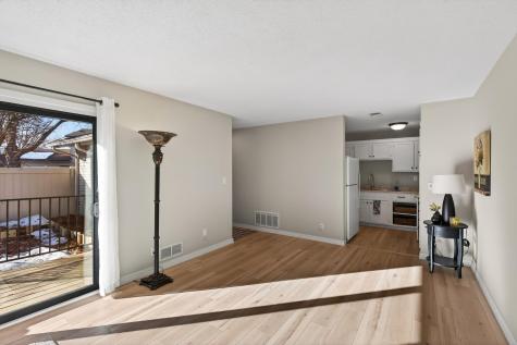 3319 Lower 67th Street E Inver Grove Heights MN 55076