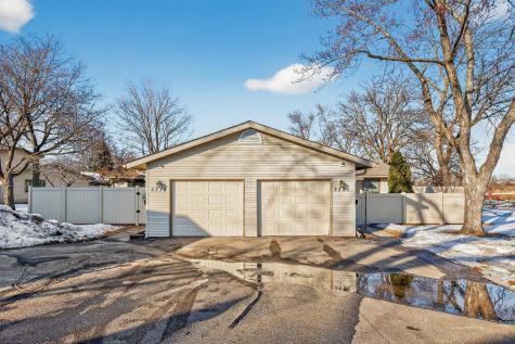 3319 Lower 67th Street E Inver Grove Heights MN 55076