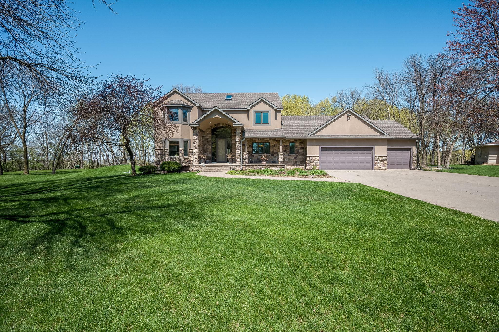 180 Joray Drive Mankato MN 56001