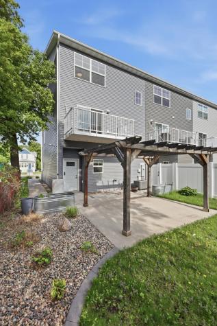 911 7th Street N Fargo ND 58102