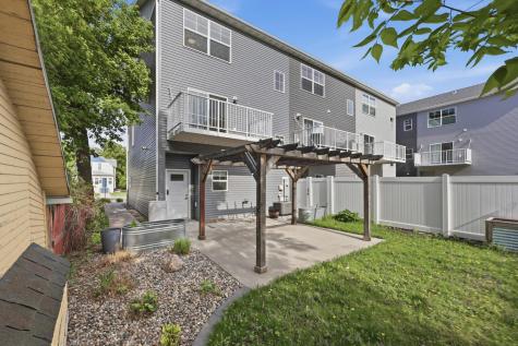 911 7th Street N Fargo ND 58102