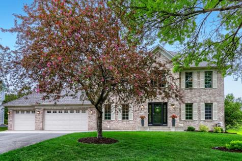 2333 Stone Creek Lane W Chanhassen MN 55317