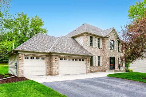 2333 Stone Creek Lane W Chanhassen MN 55317