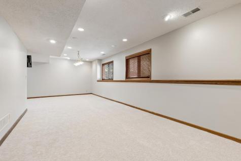 17880 Liv Lane Eden Prairie MN 55346