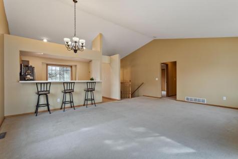2907 Devonshire Circle Woodbury MN 55125