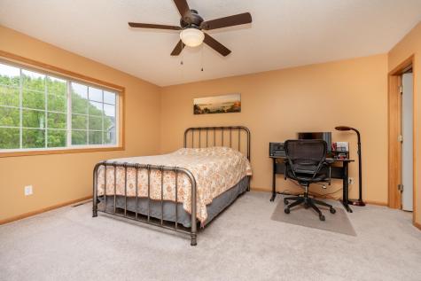 2395 Alysheba Court Shakopee MN 55379