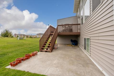 2395 Alysheba Court Shakopee MN 55379