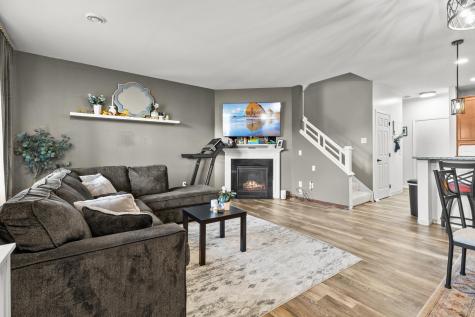 3307 Hazel Trail Woodbury MN 55129