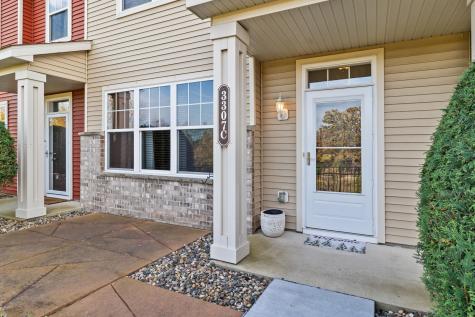 3307 Hazel Trail Woodbury MN 55129