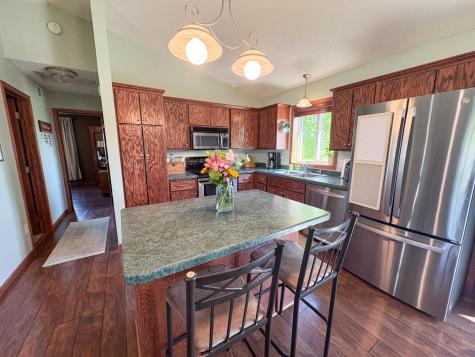 906 3rd Avenue NE Saint Joseph MN 56374