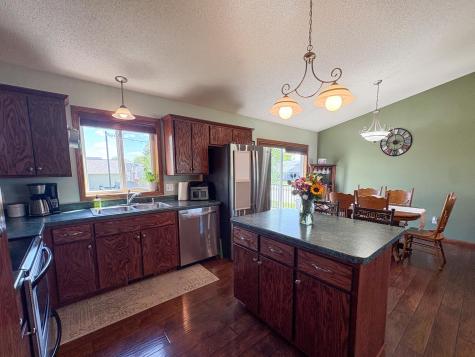 906 3rd Avenue NE Saint Joseph MN 56374