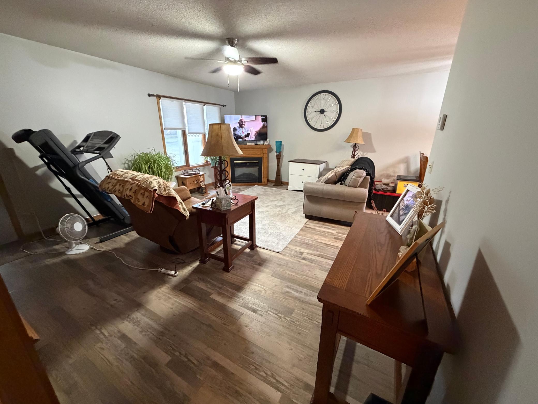 1932 Wilby Road Albert Lea MN 56007