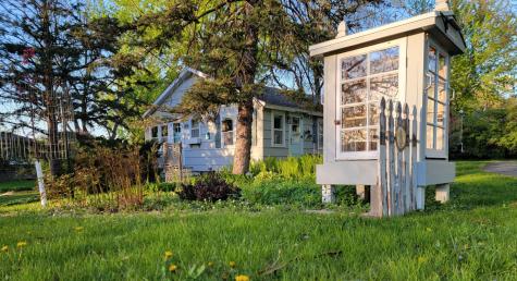 1896 Walter Street Maplewood MN 55109