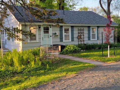 1896 Walter Street Maplewood MN 55109